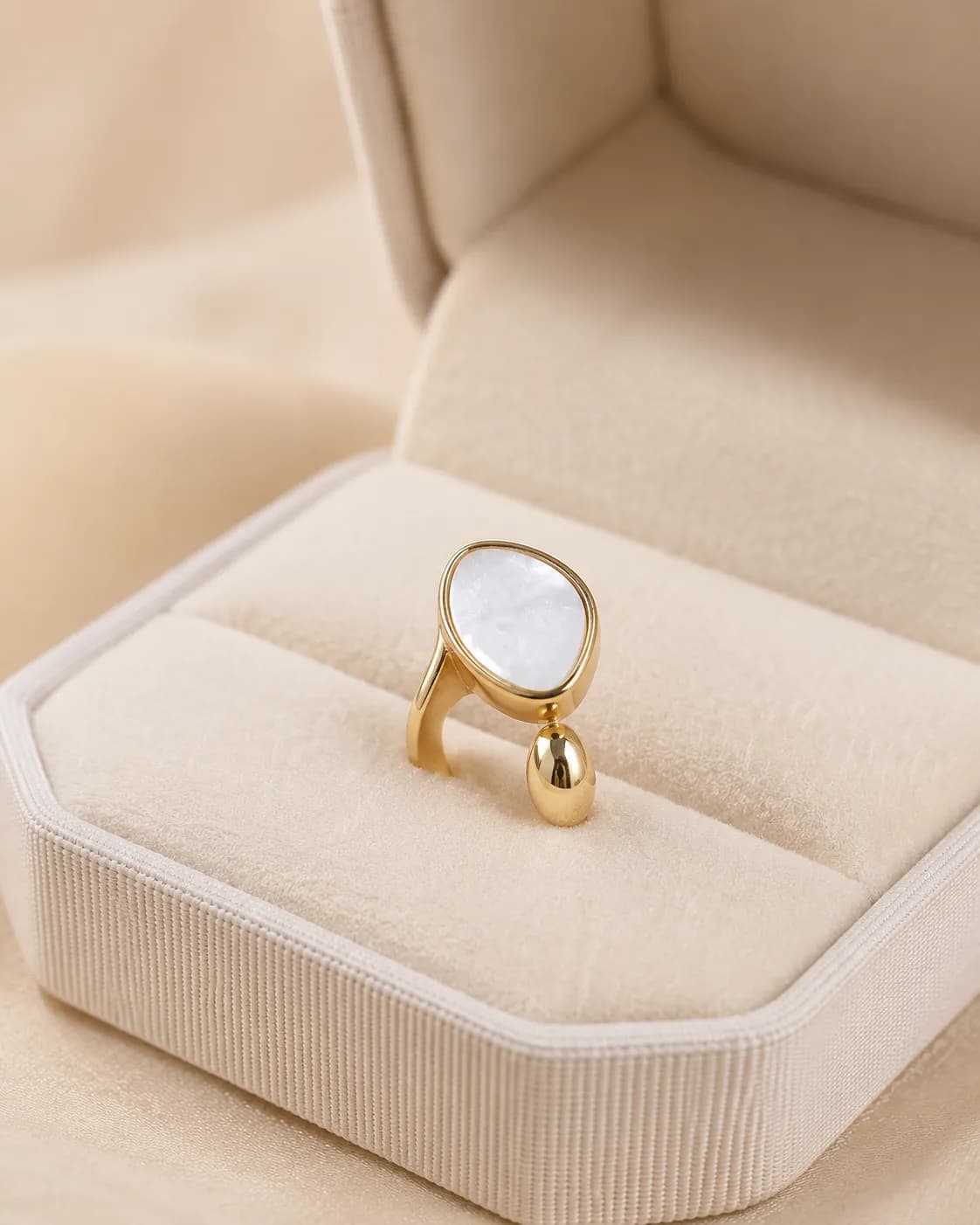 Pearl Dewdrop Ring